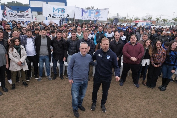 Larroque entregó aportes y firmó convenios para niñez y adolescencia en Ezeiza