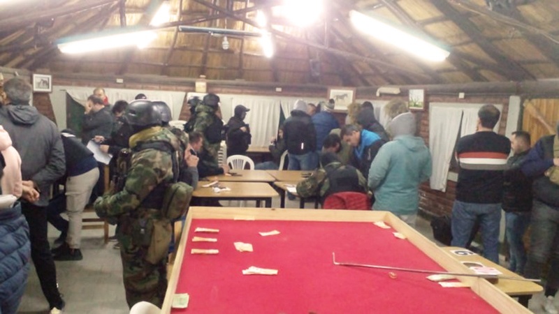 Desarticulan Casino Clandestino y sorprenden in franganti a personas que hacían apuestas ilegales