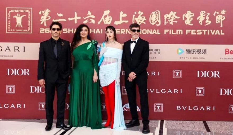 Juan Minujín ovacionado en el Festival de Cine de Shanghái, por la película “Adulto