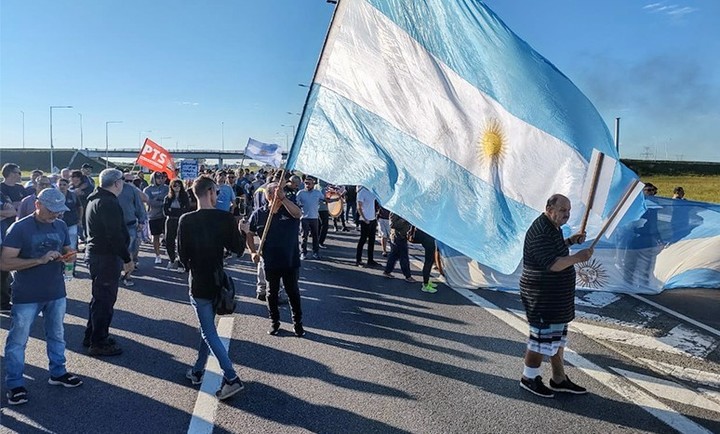El desempleo es responsabilidad de Milei