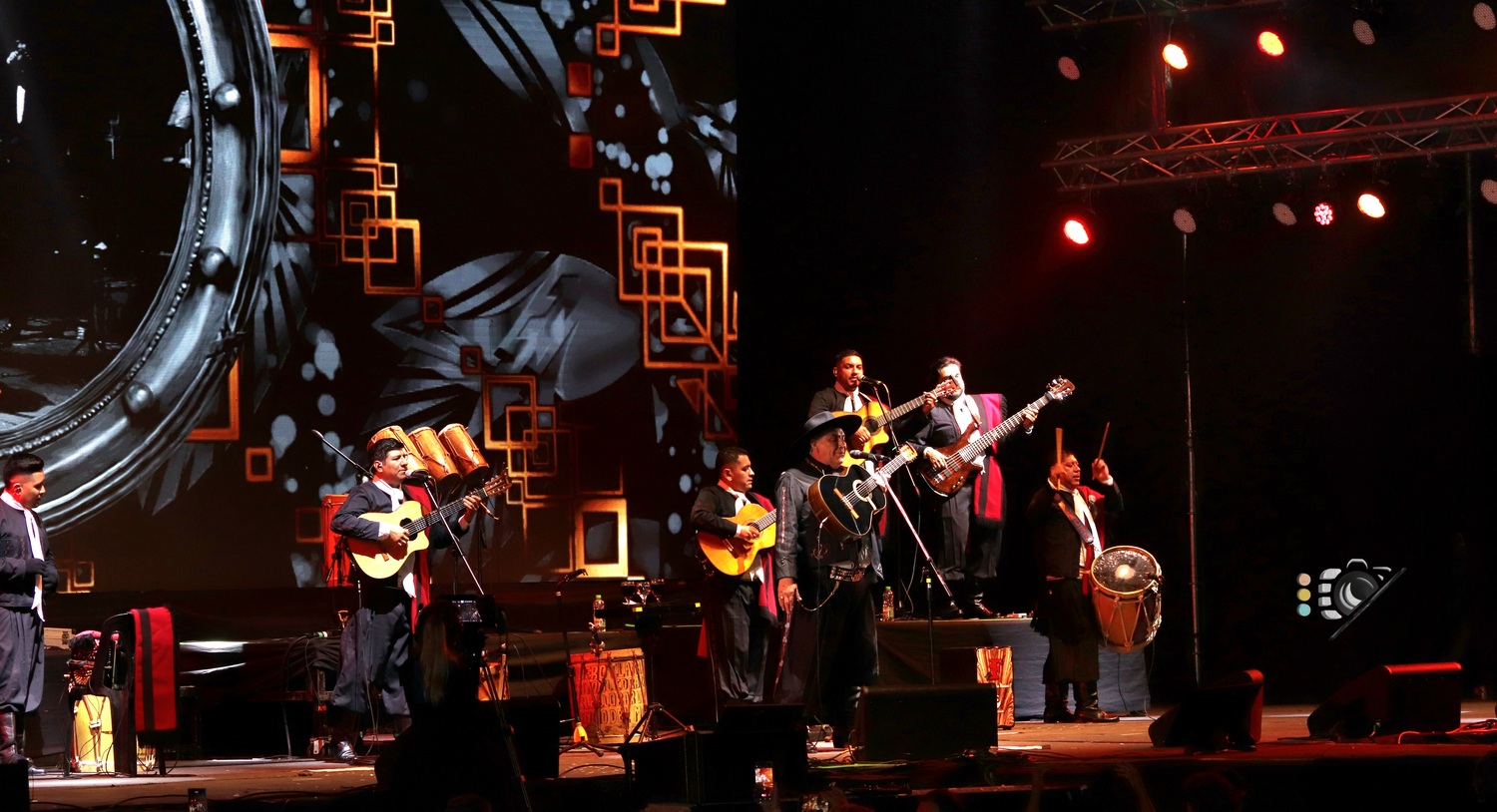 La noche del sábado del 50º Festival de Baradero: música, tradición y talento en el escenario mayor