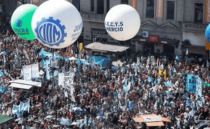 La CGT convocó a un paro general para el 10 de abril