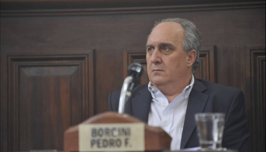 Un senador denunció que lo incluyeron sin consultarle en la carta del kirchnerismo contra Kicillof