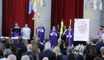 Mons. García Cuerva , Gracias, perdón y te queremos mucho.