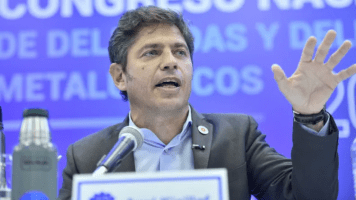 Kicillof denuncia la intromisión del FMI en las elecciones y acusa a Milei de tercerizar la política económica