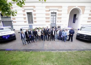 Kicillof destina $170 mil millones en seguridad para municipios de todos los colores políticos