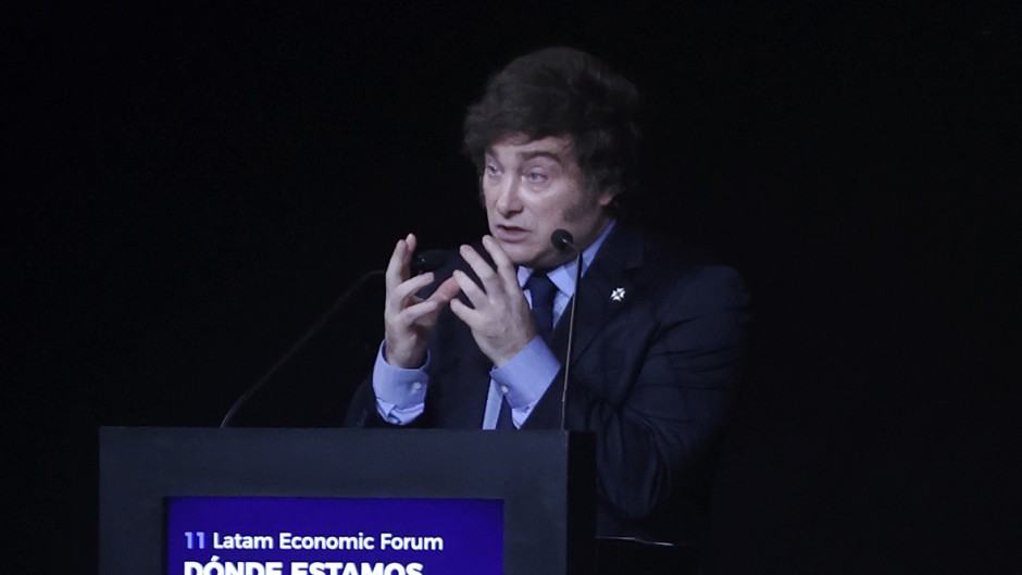 Milei enloqueció con Clarín y La Nación por una supuesta confesión de Rovira del pacto de Ficha Limpia