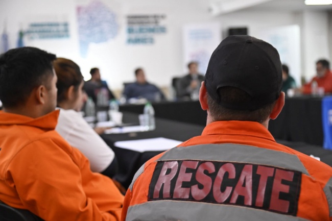 El Ministerio de Desarrollo de la Comunidad presentó políticas de abordaje en emergencias.