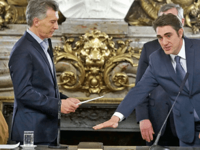 El ministro de Macri que denunció a Cristina se quedó con cuatro áreas claves de YPF