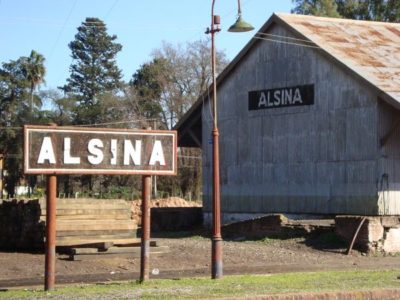 Alsina : Tres manzanas a oscuras por una rama… 3 dias ¿Es Tan Difícil Solucionarlo?.