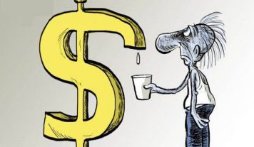 El Gobierno entrega AySA y pone en venta un derecho humano.