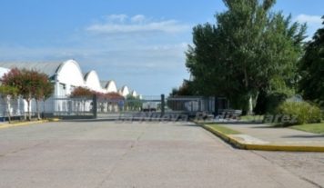 Coronel Suárez: Histórica planta de calzado cerrada en enero, sale a la venta en internet