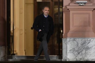Un militante libertario reveló que le ofrecieron una candidatura a cambio de bajar una denuncia de corrupción