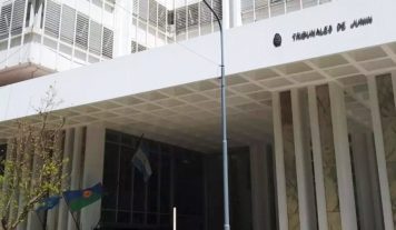 Condenan a una clínica por dejar un tubo dentro del cuerpo de un paciente tras una cirugía