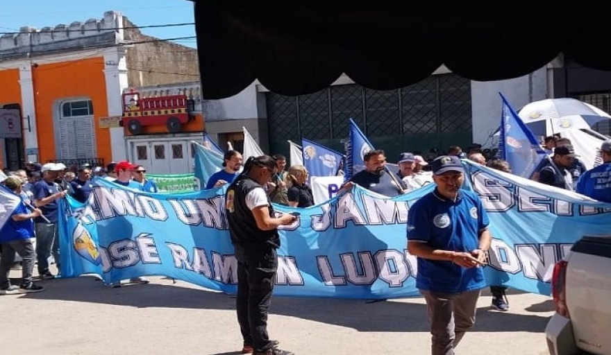 Crisis en Celulosa Argentina: “La planta está parada y los trabajadores no cobran”