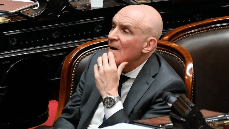 Tras el escándalo narco, Espert se bajó de la candidatura a diputado