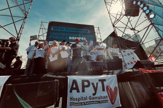 Garrahan: denuncia penal contra Milei y Lugones por “grave incumplimiento de sus funciones» y «ataque al orden democrático”