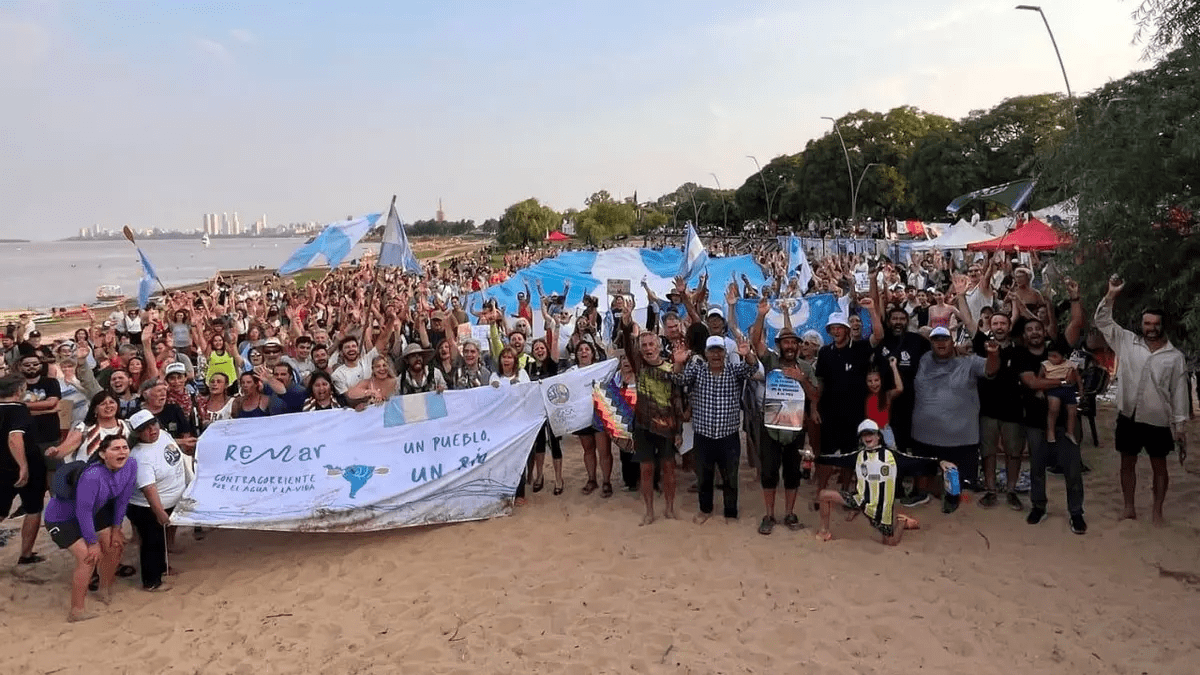 El Paraná, reprivatización y crisis climática: “El río no se vende, el río se defiende”