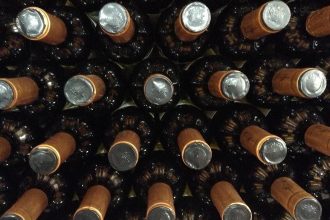 Menos controles para las bodegas: el Instituto Nacional de Vitivinicultura eliminó casi mil normas