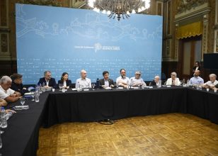 Axel Kicillof ratificó su apoyo al sector nuclear frente a la amenaza privatizadora de Nación