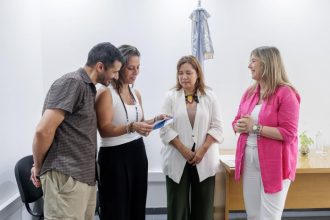 Cristina Álvarez Rodríguez entregó el nuevo DNI a la nieta recuperada 139