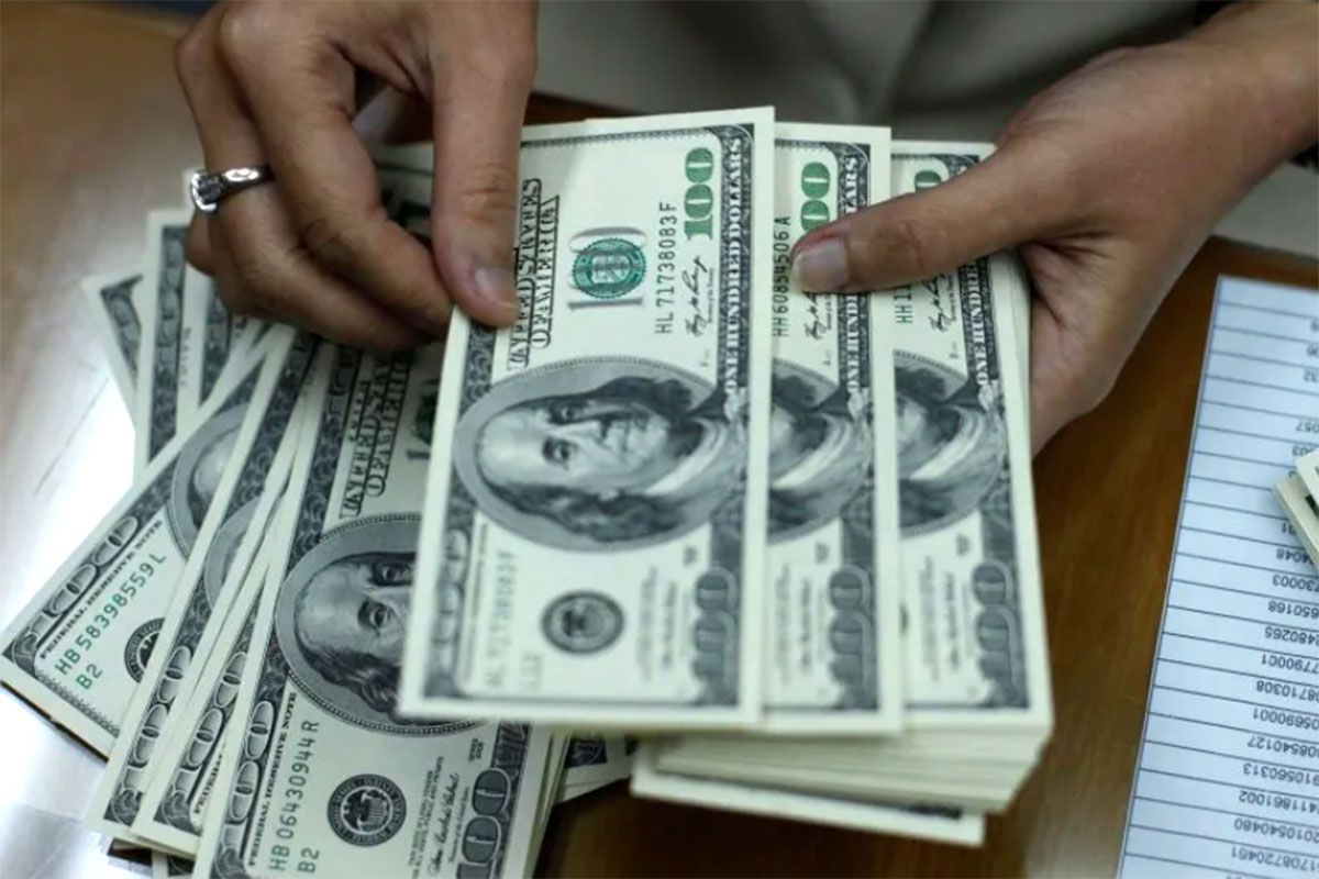 Otro cambio polémico: las bandas de flotación del dólar se actualizarán por inflación