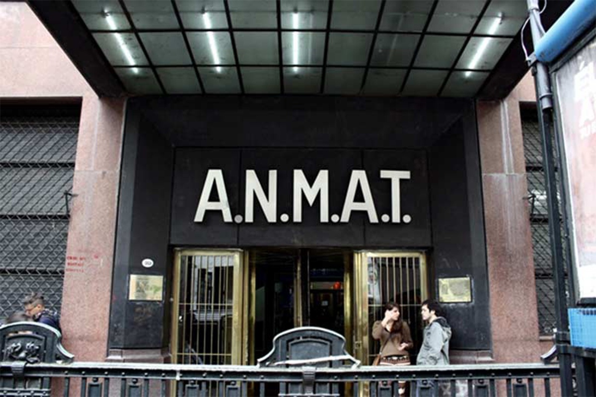 El Gobierno nombró a un ex directivo de OSDE al frente de la ANMAT