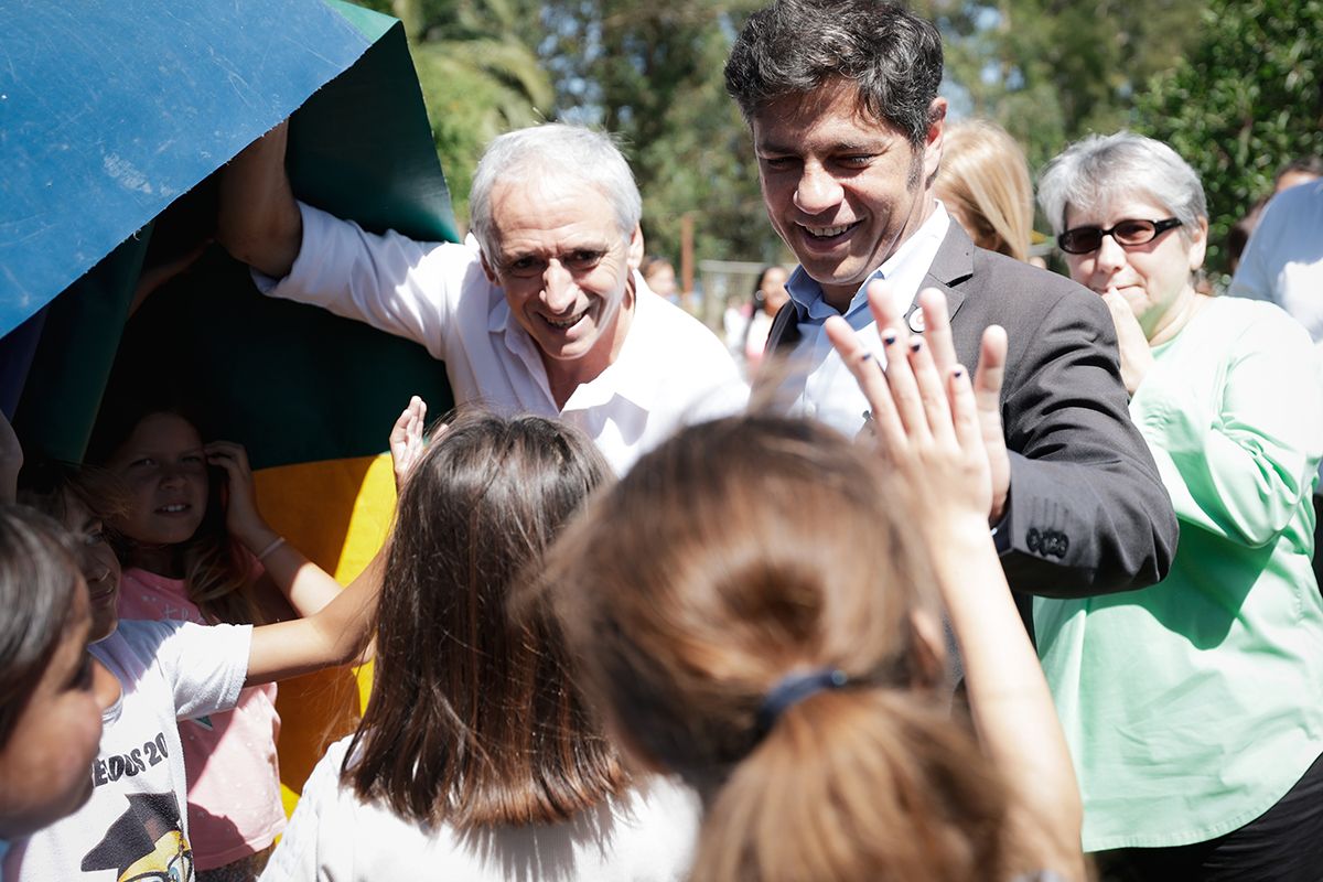 Kicillof se reunió con intendentes y empresarios: «No hay ningún sector beneficiado por Milei»