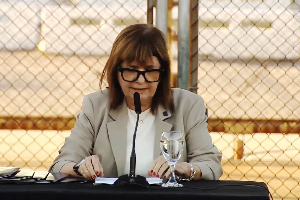 Bullrich: «Si hay un incendio, el Estado nacional corre inmediatamente a ayudar»