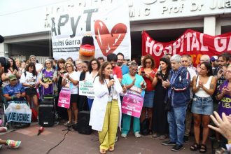 La Justicia laboral ordenó suspender los sumarios contra trabajadores del Garrahan