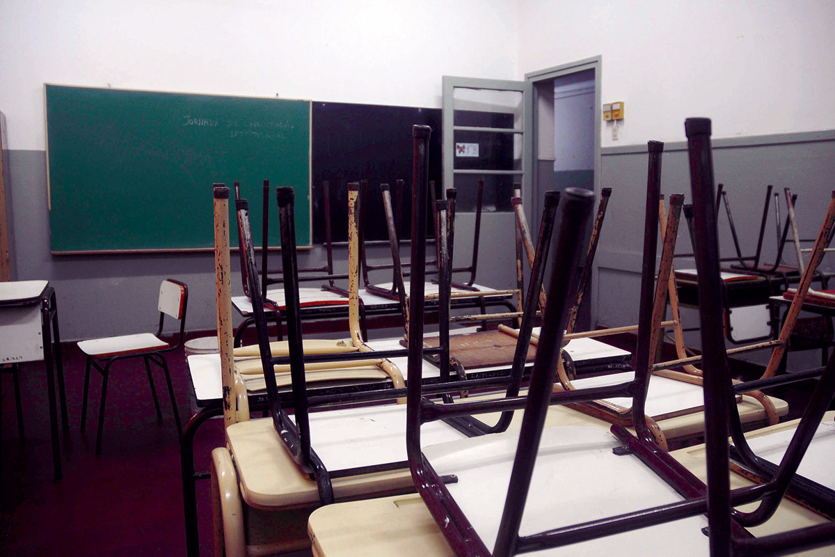 Inicio de clases en suspenso: gremios docentes anunciaron paro nacional para el 2 de marzo