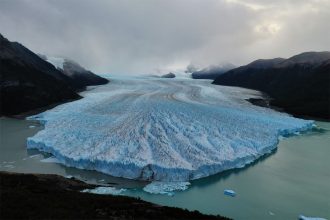 Rechazo a la Ley de Glaciares: aumentan los inscriptos a la audiencia pública y las observaciones de opositores