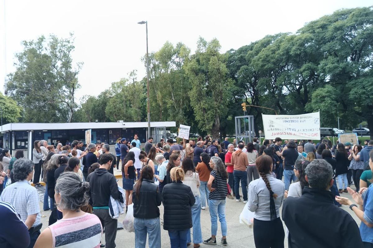 Protesta en el INTI: “Rechazamos la baja de más de mil servicios esenciales para el desarrollo y el cuidado de la sociedad”