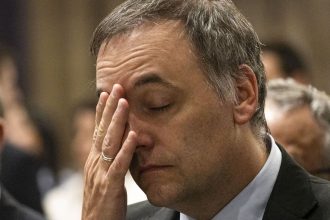 Un testigo declaró que Adorni le pagó más de 20 mil dólares por 18 meses de alquiler de una casa en Indio Cua