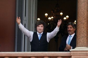 El salario mínimo, en el tobogán: perdió 38% de su valor durante el gobierno de Milei