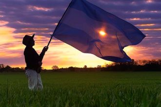 Por qué la nueva Ley de Tierras es una entrega de soberanía