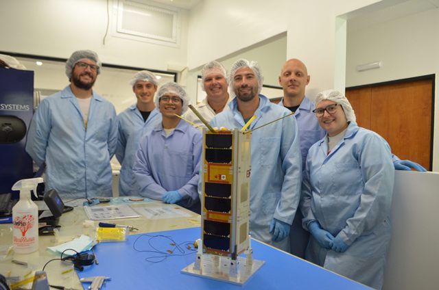 De La Plata al espacio: el satélite universitario USAT 1 ya vuela rumbo a su órbita