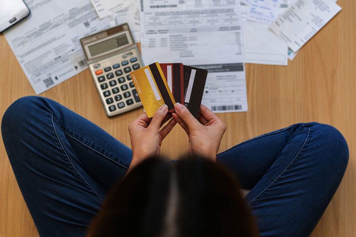 El 77% del endeudamiento familiar se generó para pagar gastos básicos y tarifas de servicios